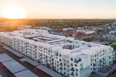 Paradise Cozysuites With Pool And Jacuzzi 11 Phoenix Exterior foto