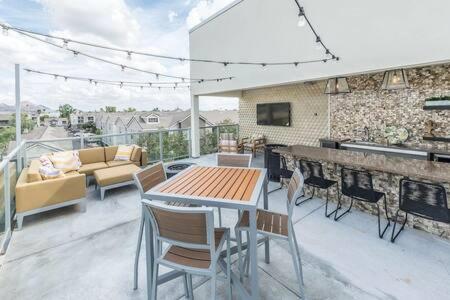 Paradise Cozysuites With Pool And Jacuzzi 11 Phoenix Exterior foto