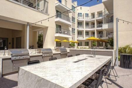 Paradise Cozysuites With Pool And Jacuzzi 11 Phoenix Exterior foto