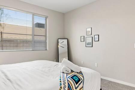Paradise Cozysuites With Pool And Jacuzzi 11 Phoenix Exterior foto