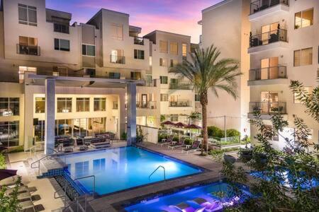 Paradise Cozysuites With Pool And Jacuzzi 11 Phoenix Exterior foto