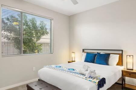Paradise Cozysuites With Pool And Jacuzzi 11 Phoenix Exterior foto
